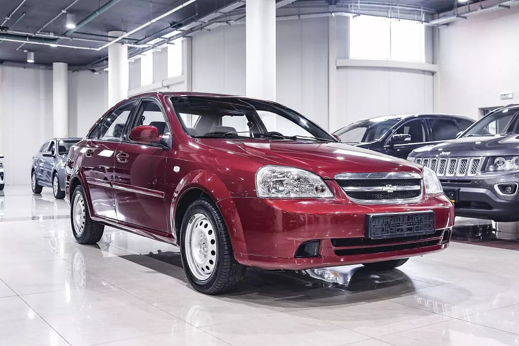 Купить Lacetti с пробегом