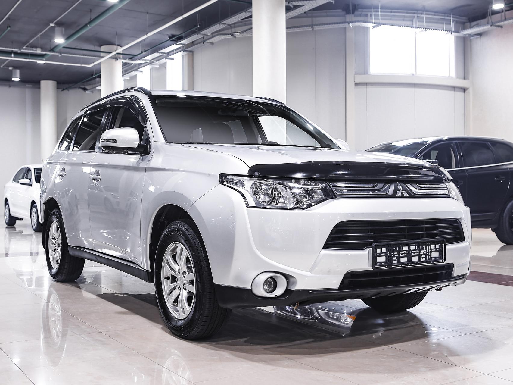 Купить Outlander с пробегом