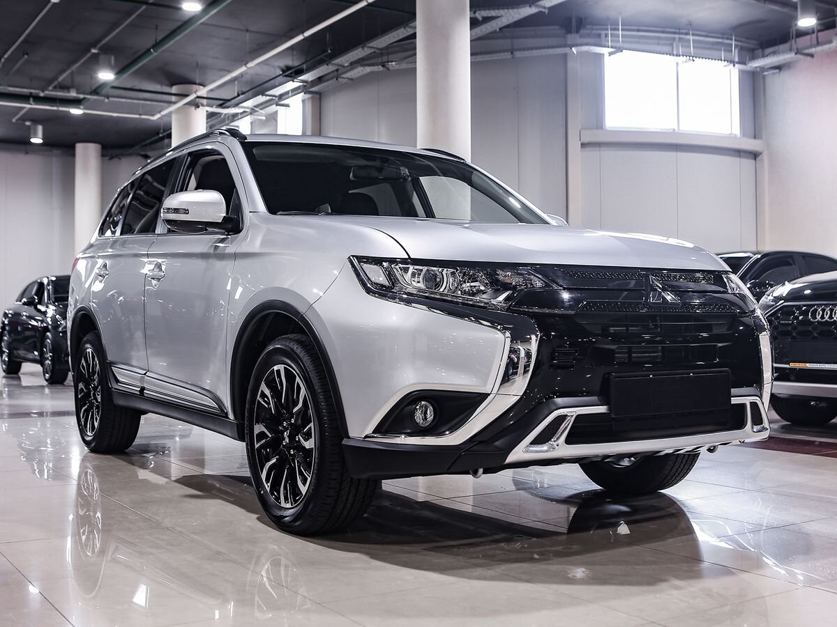 Купить Outlander с пробегом